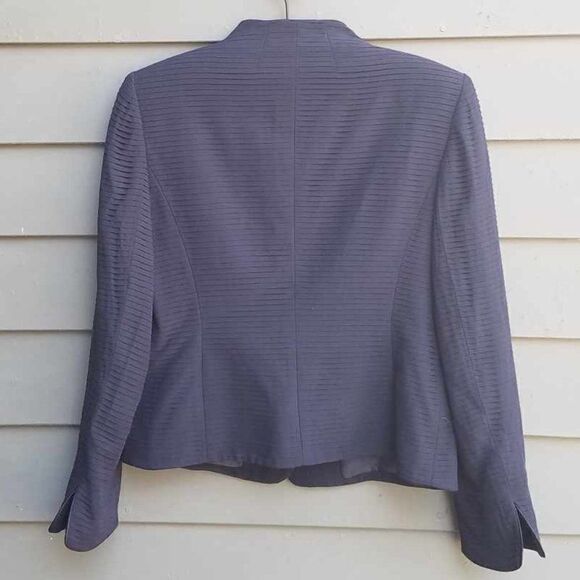 Stunning Talbots Navy Silk Textured Jacket size 4 - Picture 4 of 13